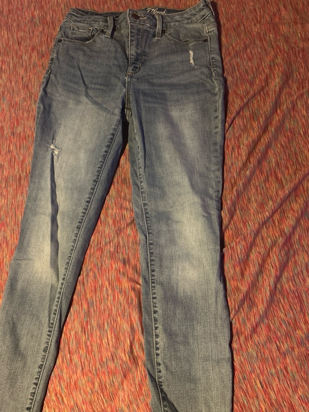 Universal Thread Women’s Light Blue Skinny Jeans